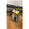 Image 1 : PAIR OF HEAVY DUTY PLATE GRABBERS