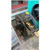 Image 5 : INDUSTRIAL 10HP BLOWER WITH 2 SPARE WHEELS