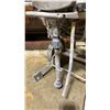Image 4 : TITAN XT330 MOBILE PAINT SPRAYER