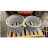 Image 1 : METAL PIPE FLANGES APPROX 18