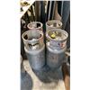 Image 1 : GROUP OF 4 PROPANE TANKS