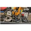 Image 3 : POWER FIST 1 TON TROLLEY AND 3 LIFTING HOOKS