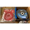 Image 2 : 2 DIABLO STEEL DEMON SAW BLADES AND ASSORTED GRINDING DISCS AND BRUSH