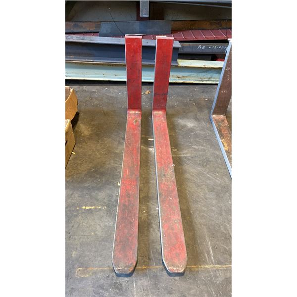 SET OF STANDARD 42" FORKLIFT FORKS (RED)