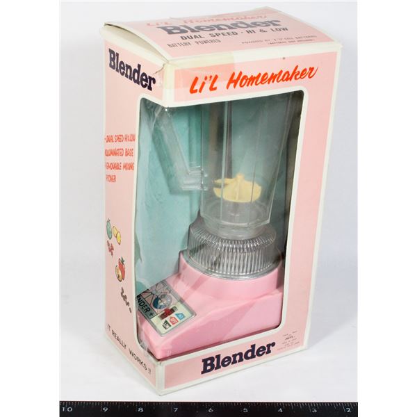 VINTAGE/ANTIQUE L'IL HOMEMAKER BLENDER