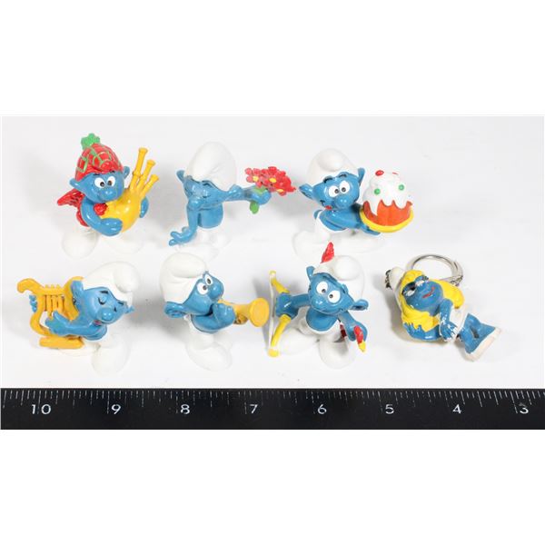 VINTAGE PEYO SMURF FIGURES
