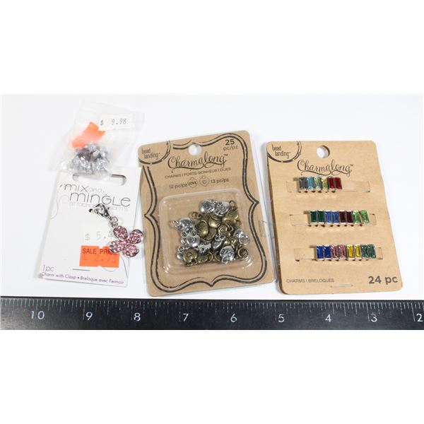 LOT OF JEWELRY CHARMS