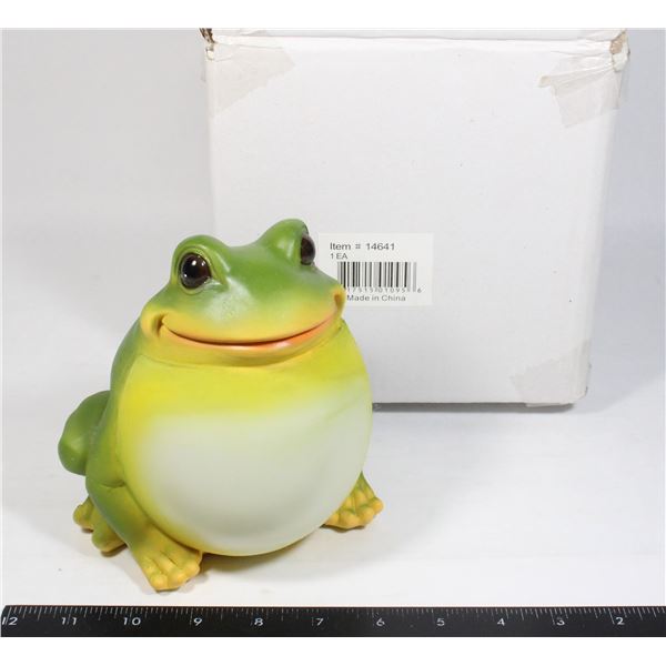 NEW ITEM 14641 SOLAR POWER FROG DECORATION