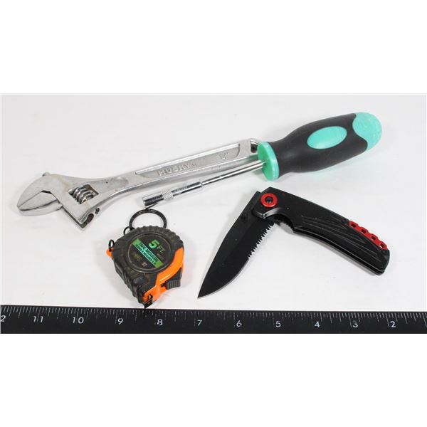 POCKET KNIFE SOLD WITH SOME TOOLS