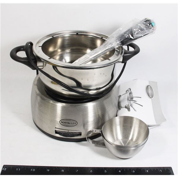 NOSTALGIA STAINLESS STEEL ELECTRIC FONDUE POT