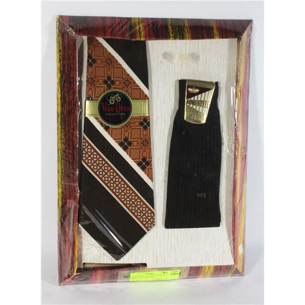 WOOL CREST EXCLUSIVE SOCKS AND TIE SET - BROWN