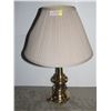 Image 1 : VINTAGE BRASS COLOR TABLE LAMP