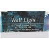 Image 2 : WALL LIGHT