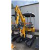 Image 2 : SDLANCH SDLE20 YELLOW DIESEL POWERED RUBBER TRACK MINI EXCAVATOR WITH ATTACHED