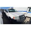 Image 1 : 2007 FORD F150 XL TRITON, 2DR PICKUP WHITE VIN 1FTRF12W77NA04590,