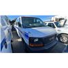 Image 1 : 2004 GMC SAVANA 2500, 3DR CARGO VAN, WHITE, VIN 1GTFG25X041136944,