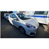 Image 4 : 2017 TOYOTA PRIUS C, 4DR HATCHBACK, WHITE VIN JTDKDTB33H1597673,