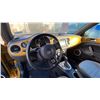 Image 6 : 2017 VOLKSWAGEN BEETLE DUNE, 2DR CONVERTIBLE, GOLD, VIN 3VWT17AT3HM806996,