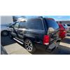 Image 2 : 2004 CADILLAC ESCALADE, 4DRSW, BLACK, VIN 1GYEK63N24R206684,
