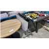 Image 1 : SHUR-LOK MOBILE FOLDING SHAPED TABLE