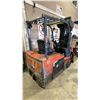 Image 2 : TOYOTA 7FBE420, FORKLIFT, ORANGE, VIN 10367, 240" MAST HEIGHT,