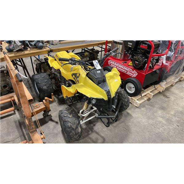 SUZUKI YELLOW GAS POWERED MINI ATV MOTORCYCLE