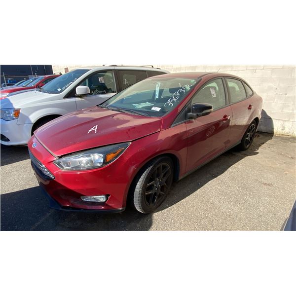 2016 FORD FOCUS SE, 4DRSD, RED, VIN 1FADP3F25GL342095,