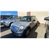 Image 1 : 2008 MINI COOPER, 2DR HATCHBACK GREY VIN WMWMF33578TU65634,