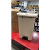 Image 2 : RUBBERMAID COMMERCIAL SLIMJIM STEP-ON WASTE RECEPTACLE *IN BOX*