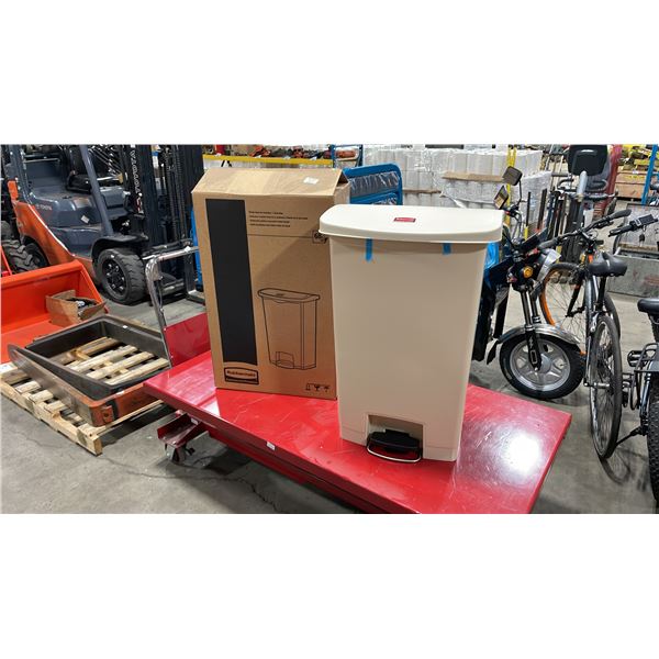 RUBBERMAID COMMERCIAL SLIMJIM STEP-ON WASTE RECEPTACLE *IN BOX*
