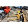 Image 2 : YELLOW HYDRAULIC PALLET JACK
