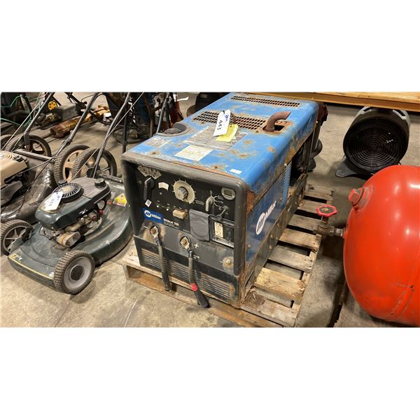 MILLER GAS POWERED WILDCAT 200 CC, DC WELDER AND 6500 WATT GENERATOR WITH 14HP SUBARU ENGINE
