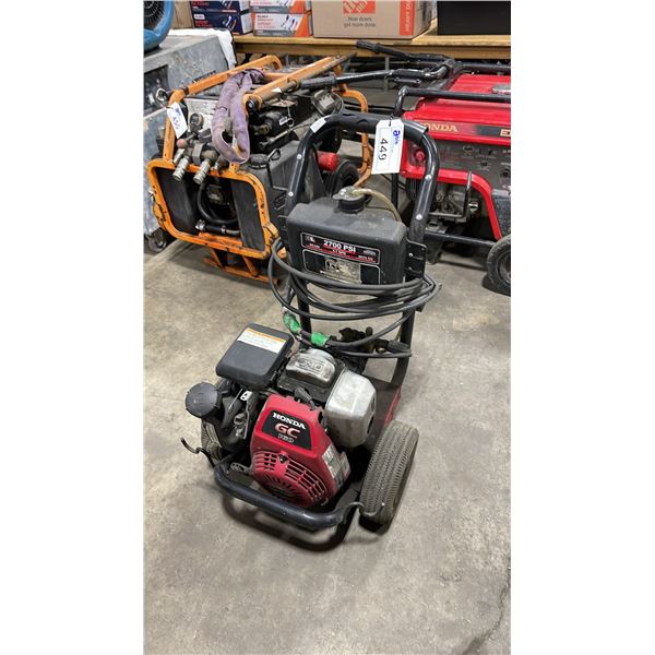 BE 2700PSI PRESSURE WASHER WITH A HONDA GC160 GAS POWERED ENGINE