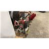 Image 2 : ESKIMO STINGRAY GAS POWERED ICE AUGER WITH VIPER MOTOR