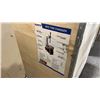 Image 2 : IRANCH IRTC GREY INDUSTRIAL TIRE CHANGER *IN CRATE*