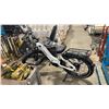 Image 1 : HIMIWAY ZEBRA WHITE 7 SPEED FAT TIRE FRONT SUSPENSION ELECTRIC BIKE WITH FULL DISC BRAKES