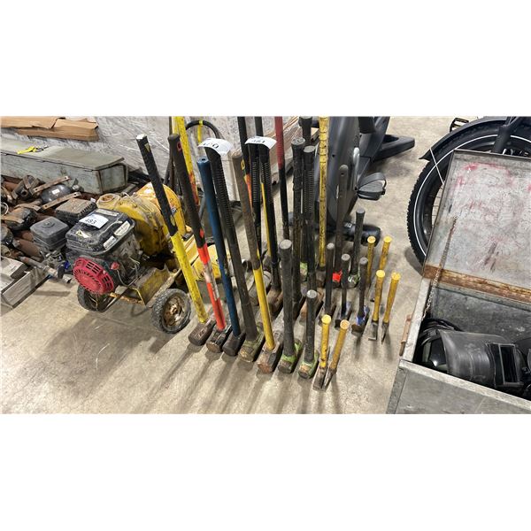 9 ASSORTED INDUSTRIAL SLEDGE / CHIPPING HAMMERS