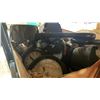 Image 4 : 2 BOXES OF ASSORTED HEAVY DUTY GAUGE VALVES & FIRE EXTINGUISHER