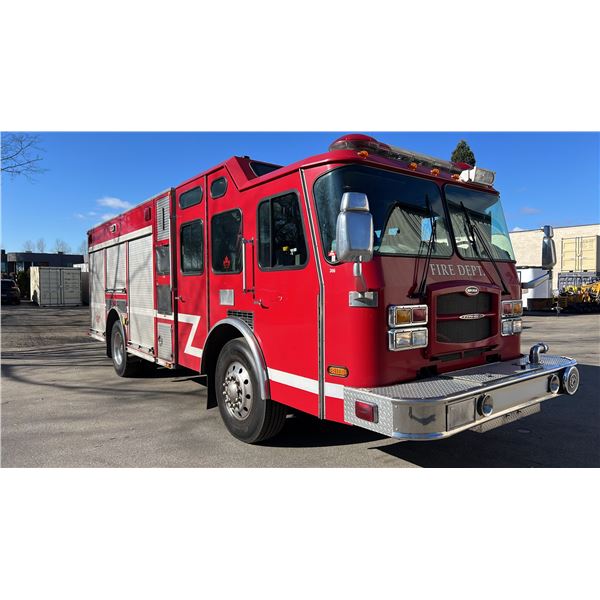 2006 E-ONE SUPERIOR TYPHOON 4DR FIRE TRUCK, RED, VIN 4EN6AAA8161001310,
