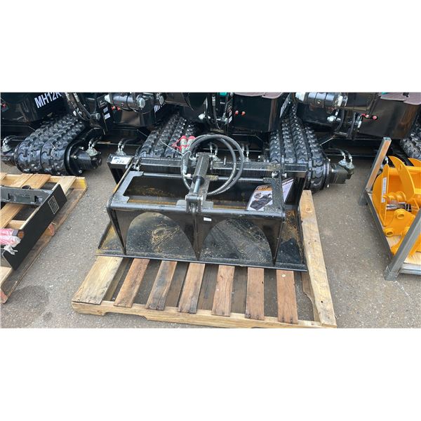 GIYI GY-X-PG44C BLACK 44" HYDRAULIC INDUSTRIAL MINI SKID STEER PLATE GRABBER ATTACHMENT