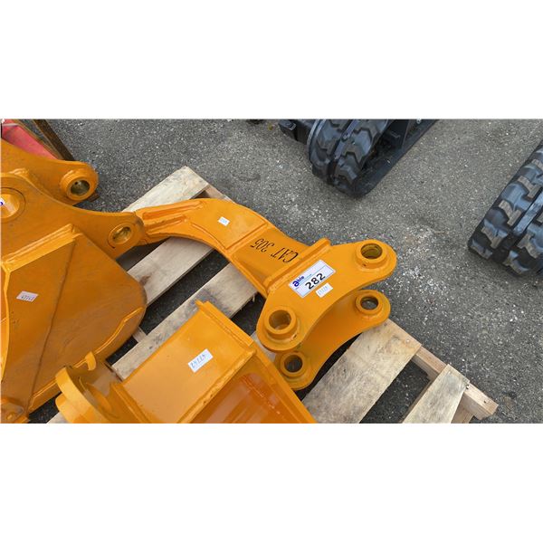 305 YELLOW INDUSTRIAL EXCAVATOR RIPPER CLAW