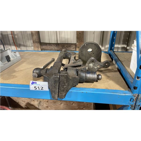 JF LARGE HEAVY DUTY INDUSTRIAL SHEET METAL BENCH VISE