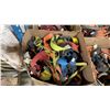 Image 2 : PALLET OF ASSORTED INDUSTRIAL ROPES, HARNESSES, SLINGS & FALL PROTECTION EQUIPMENT