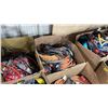 Image 4 : PALLET OF ASSORTED INDUSTRIAL ROPES, HARNESSES, SLINGS & FALL PROTECTION EQUIPMENT