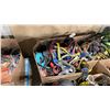 Image 3 : PALLET OF ASSORTED INDUSTRIAL ROPES, HARNESSES, SLINGS & FALL PROTECTION EQUIPMENT
