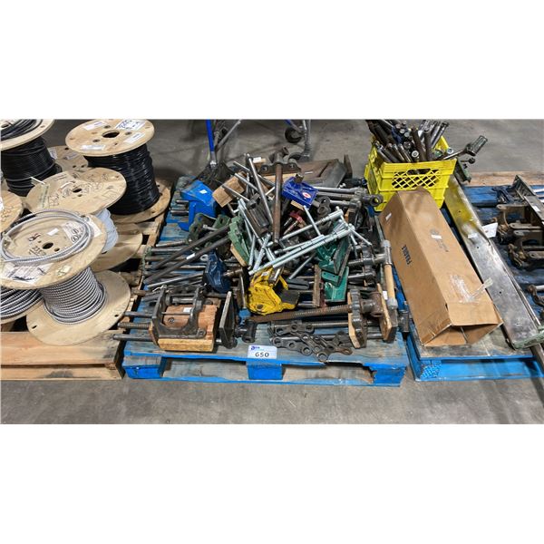 PALLET OF ASSORTED HEAVY DUTY BENCH VISE / MACHINE PARTS *MUST TAKE ALL*