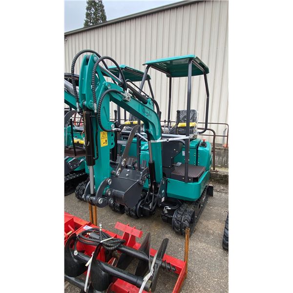 CGF INDUSTRIAL QK16R TEAL GAS POWERED RUBBER TRACK MINI EXCAVATOR WITH ATTACHED