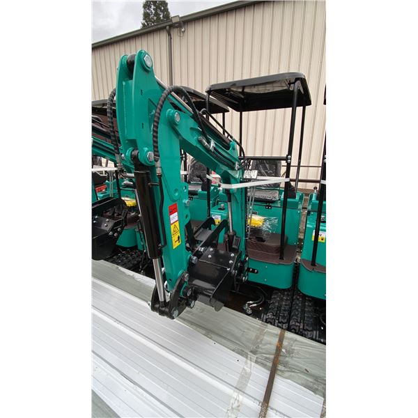 CGF INDUSTRIAL H15R TEAL GAS POWERED RUBBER TRACK MINI EXCAVATOR WITH ATTACHED