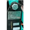 Image 5 : CGF INDUSTRIAL H15R TEAL GAS POWERED RUBBER TRACK MINI EXCAVATOR WITH ATTACHED