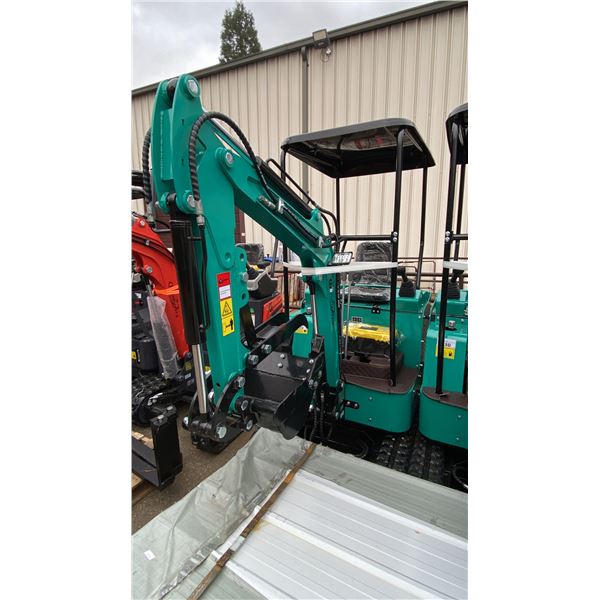 CGF INDUSTRIAL H15R TEAL GAS POWERED RUBBER TRACK MINI EXCAVATOR WITH ATTACHED